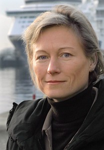 Dr. Yvonne Fritzsche-Sterr